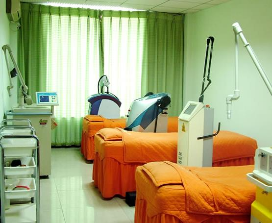 威海美神高科技醫(yī)療美容診所_治療室