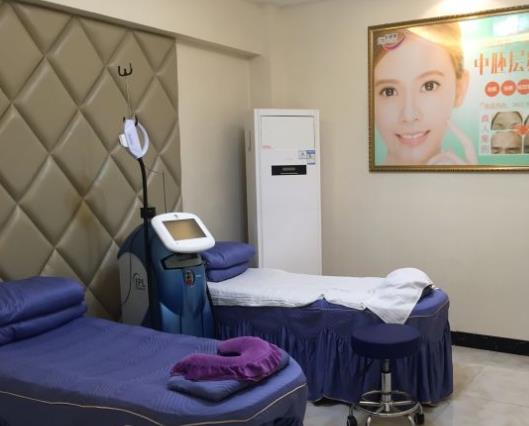 銅仁利美康醫(yī)療美容門診部