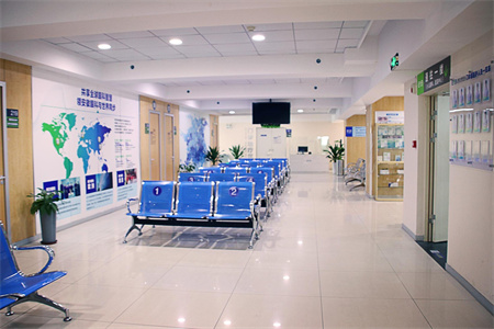 通遼愛爾圣安眼科醫(yī)院_休息區(qū)