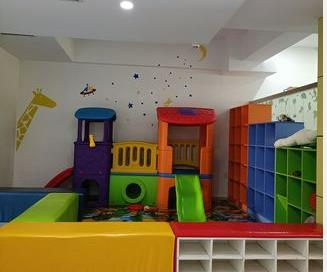 通遼薛氏口腔醫(yī)院_兒童游樂區(qū)