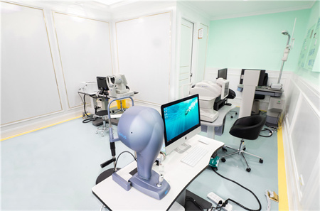 鐵嶺東電醫(yī)院眼科_檢測室