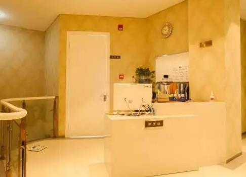 天津知妍醫(yī)療美容門診部_護(hù)士站