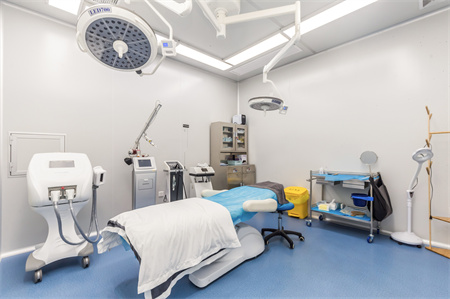 天津慧顏醫(yī)療美容門診部_手術室