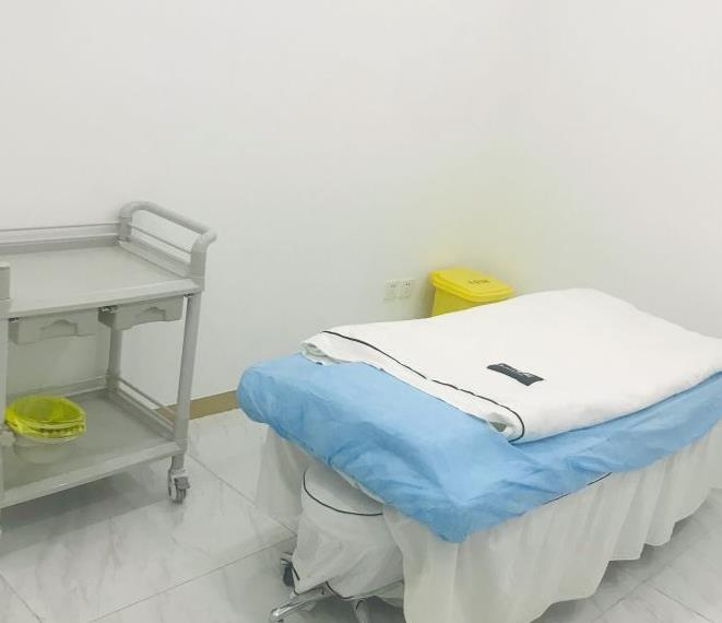 天津艾麗蘇蔓醫(yī)療美容門診部_治療室