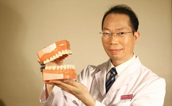 四環(huán)素牙是怎么造成的？四環(huán)素牙齒美白價格大概多少左右？