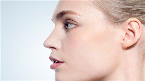 隆鼻術后怎么護理？