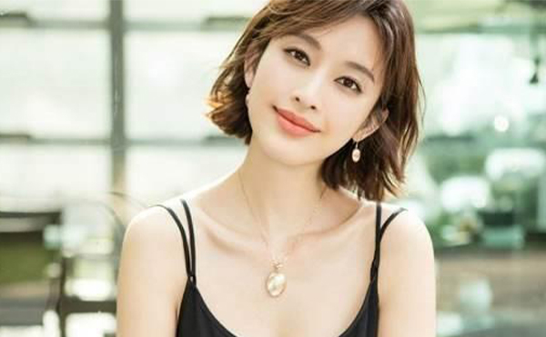 假體墊下巴時(shí)間長了假體會(huì)不會(huì)移位?術(shù)后怎么護(hù)理?