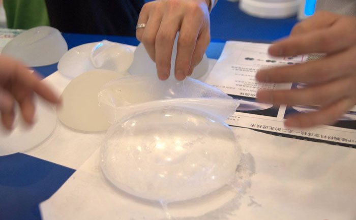 假體無痕豐胸多少錢？假體無痕豐胸整形醫(yī)院有哪些？