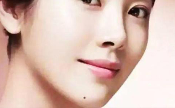 膨體隆下巴多少錢?口內(nèi)切口會(huì)對(duì)牙齦造成損傷嗎?