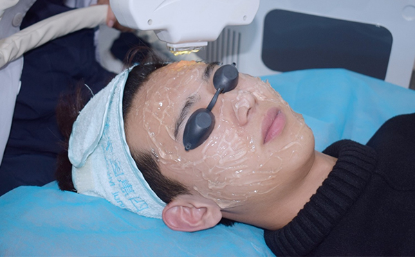 彩光嫩膚的過程是什么？