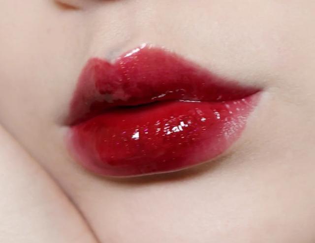 m唇手術(shù)大概多少錢？m唇手術(shù)大概多久可以恢復(fù)？