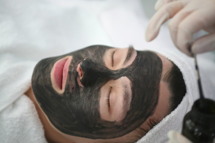 黑臉娃娃美膚的效果怎么樣  黑臉娃娃美白嫩膚多久見效