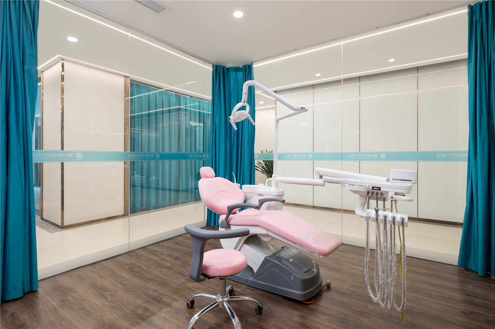 北京蒂凡妮整形水癢活膚怎么樣？北京蒂凡妮水癢活膚的功效？