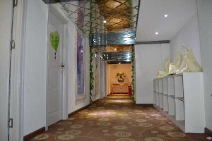 襄陽(yáng)德?tīng)柮揽臀髯俞t(yī)療整形美容門(mén)診部